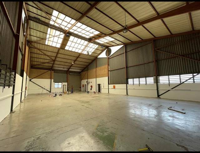 INDUSTRIAL PROPERTY TO RENT IN ROOIHUISKRAAL